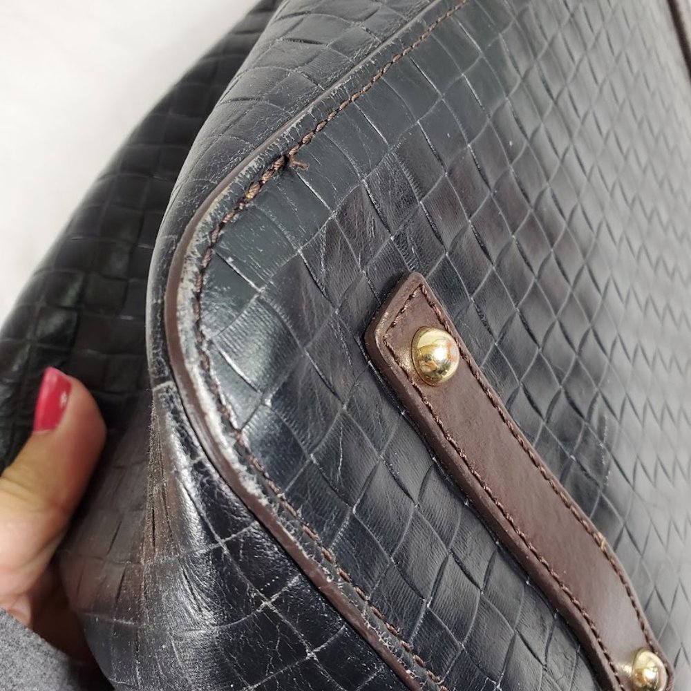 Dooney & Bourke Black Leather Embossed Woven Perry Satchel Bag Purse - Picture 5 of 10